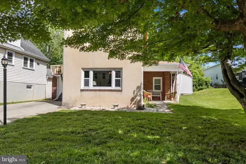 117 Hillside Ave, Trooper, PA 19403