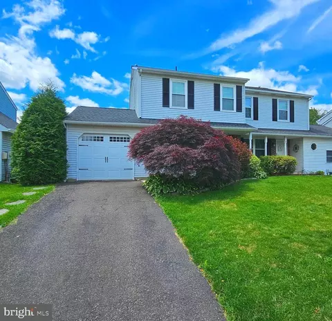 14 Curry Ln, Horsham, PA 19044