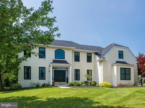355 Vista Dr, Phoenixville, PA 19460