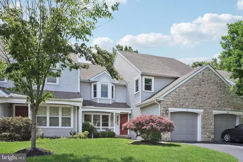 131 Blue Ribbon Dr, North Wales, PA 19454