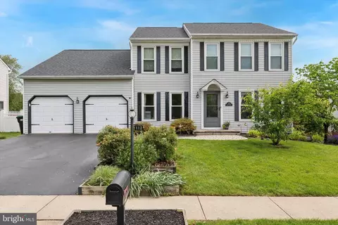 112 Abbey Dr, Royersford, PA 19468