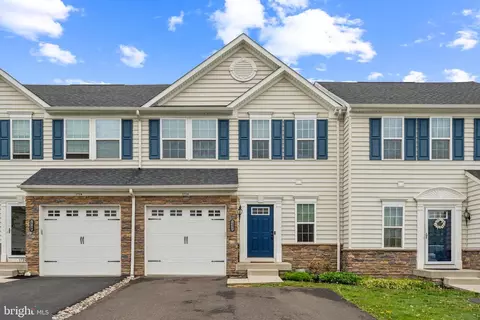 1726 Lydia Dr, Hatfield, PA 19440