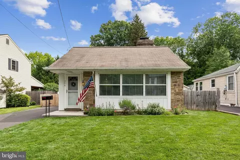 204 Yeakel Ave, Erdenheim, PA 19038