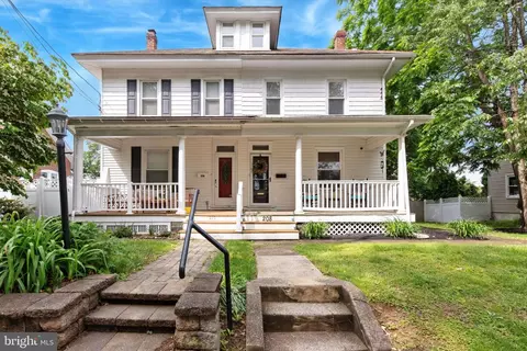 208 Franklin Ave, Souderton, PA 18964
