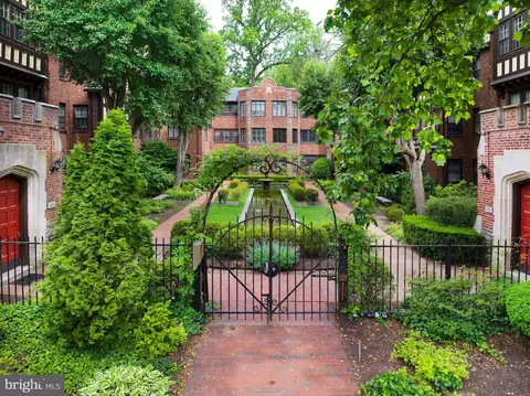 415 City Ave #B-2, Merion Station, PA 19066
