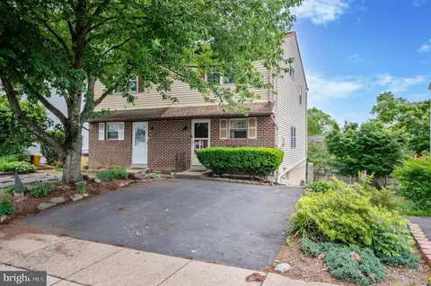 22 Jones Ave # A, Flourtown, PA 19031