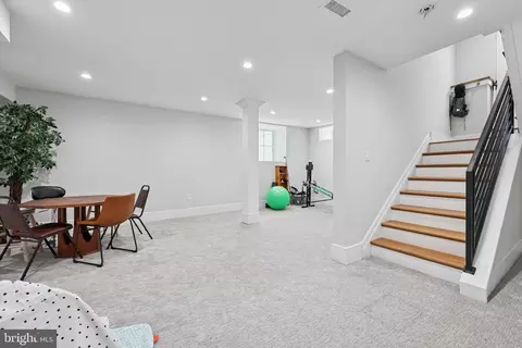 Entry Way - 511 Brookhurst, Penn Valley, PA 19072 photo 2 of 4