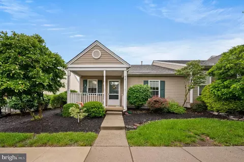 1541 Foresman Dr #125, Pottstown, PA 19464