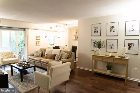 919 W Montgomery Ave #1-5, Bryn Mawr, PA 19010