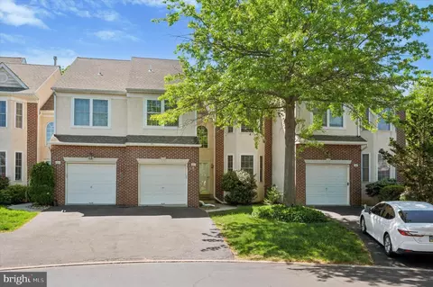 102 Durham, Maple Glen, PA 19002