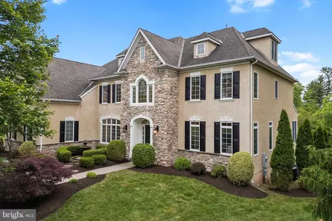 579 Woodview Ln, Harleysville, PA 19438