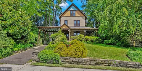 127 Webster Ave, Wyncote, PA 19095