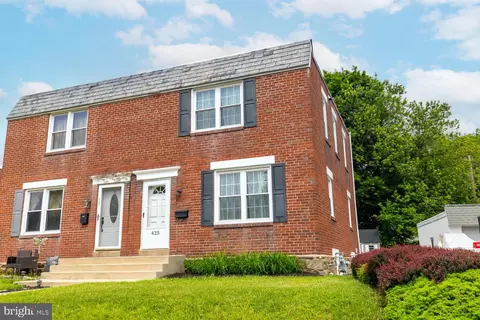 425 Madison Ave, Hatboro, PA 19040