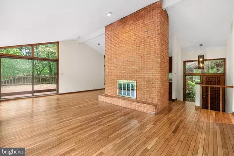 475 Arden Rd, Gulph Mills, PA 19428