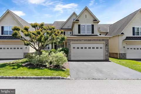 204 Caribou Ct, Blue Bell, PA 19422