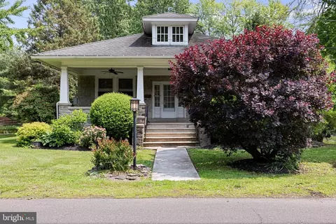 28 N Wakefield, Jeffersonville, PA 19403