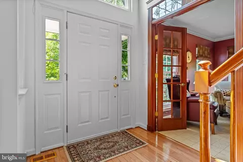 Entry Way - 220 Cypress Ln, Hatboro, PA 19040 photo 1 of 3