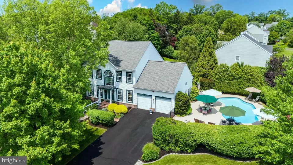 View/Area - 220 Cypress Ln, Hatboro, PA 19040 photo 1 of 11