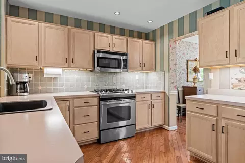 Kitchen - 220 Cypress Ln, Hatboro, PA 19040 photo 1 of 3