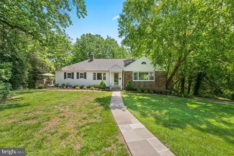 653 Broad Acres Rd, Penn Valley, PA 19072