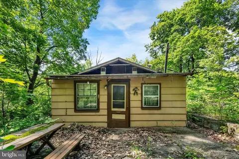 310 S Sanatoga Rd, Pottstown, PA 19464