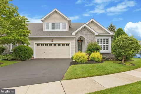 151 Lattice Ln, Collegeville, PA 19426