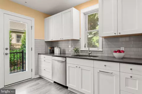 303 Conway Ave, Narberth, PA 19072 photo 10