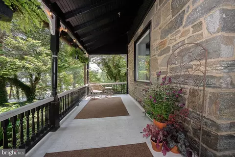 Exterior - 122 Webster Ave, Wyncote, PA 19095 photo 3 of 13