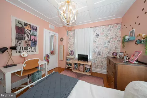 Bedroom - 122 Webster Ave, Wyncote, PA 19095 photo 3 of 7
