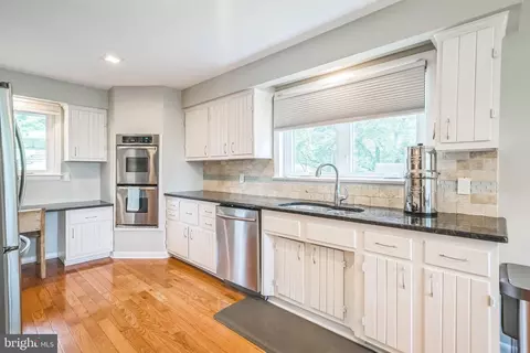 Kitchen - 175 Gulph Hills Rd, Wayne, PA 19087 photo 1 of 5