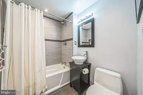 Bath - 175 Gulph Hills Rd, Wayne, PA 19087 photo 1 of 6