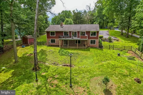 Exterior - 175 Gulph Hills Rd, Wayne, PA 19087 photo 12 of 14