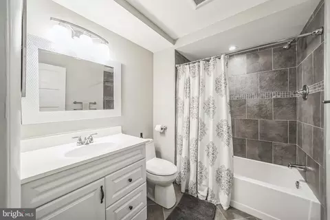 Bath - 175 Gulph Hills Rd, Wayne, PA 19087 photo 6 of 6