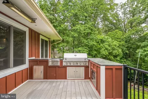 Exterior - 175 Gulph Hills Rd, Wayne, PA 19087 photo 4 of 14