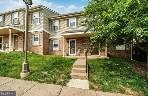 47 Winston Ct, Blue Bell, PA 19422