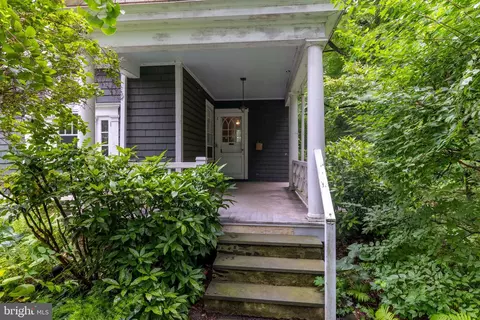 110 Cliff Ter, Wyncote, PA 19095 photo 2