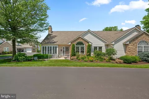 144 Radcliff Ter, Souderton, PA 18964
