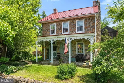 2355 Little Rd, Perkiomenville, PA 18074