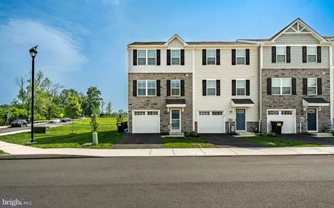 154 Nelson Ln, Pottstown, PA 19464