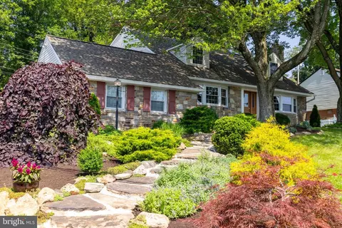 1540 Davidson Rd, Abington, PA 19001