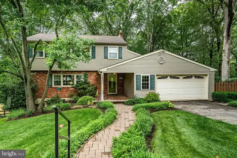 769 Mockingbird Ln, Norristown, PA 19403