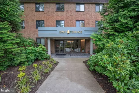 1650 Oakwood Dr #E-202, Penn Valley, PA 19072