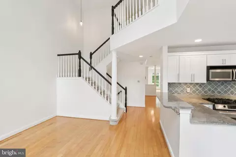 Entry Way - 108 Lemonton Way, Wayne, PA 19087 photo 6 of 10