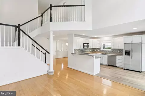Entry Way - 108 Lemonton Way, Wayne, PA 19087 photo 5 of 10