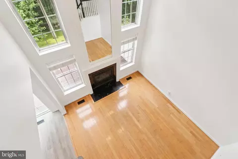 Living - 108 Lemonton Way, Wayne, PA 19087 photo 9 of 15