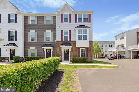 274 Almond Dr, Lansdale, PA 19446