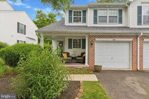 1009 Red Rock Cir, Royersford, PA 19468