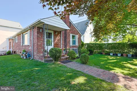 1 N Washington Ave, Bala Cynwyd, PA 19004