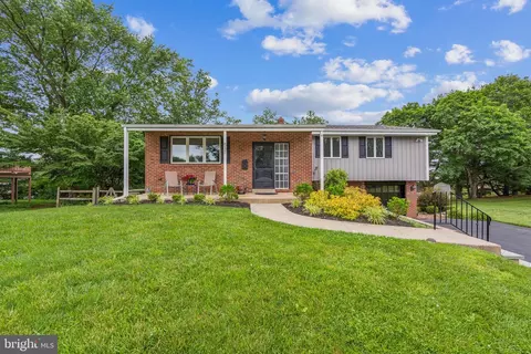 537 Princeton Dr, King Of Prussia, PA 19406