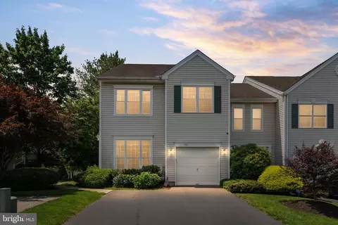 701 Santa Anita Dr, North Wales, PA 19454